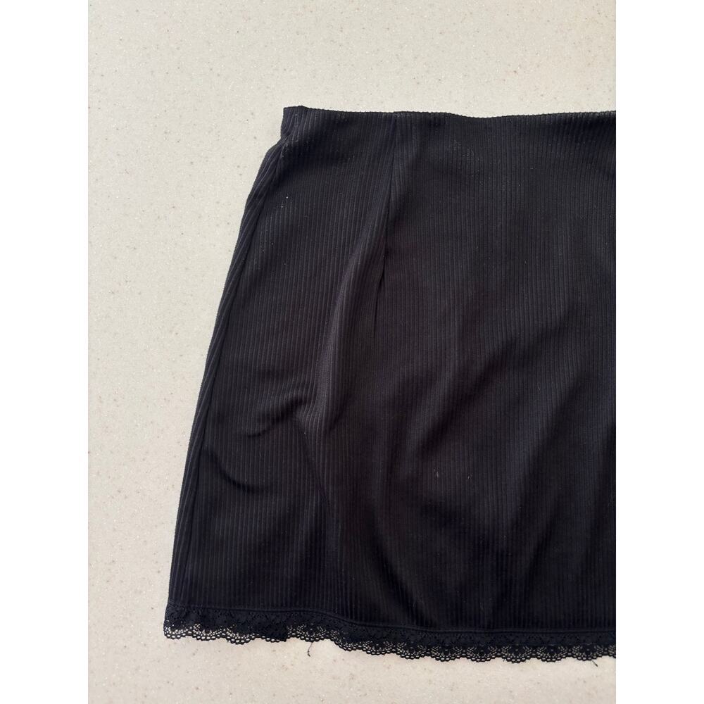 H&M Black Ribbed Mini Skirt Lace Trim Side Slit Stretch Y2K Size S - Picture 10 of 10